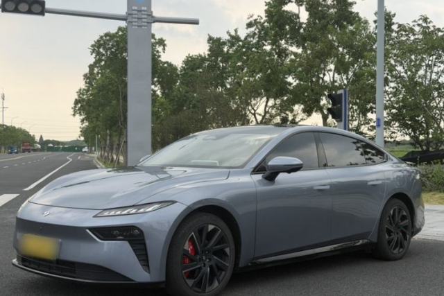 Dongfeng eπ eπ007 2024 620 Pro Version d’occasion
