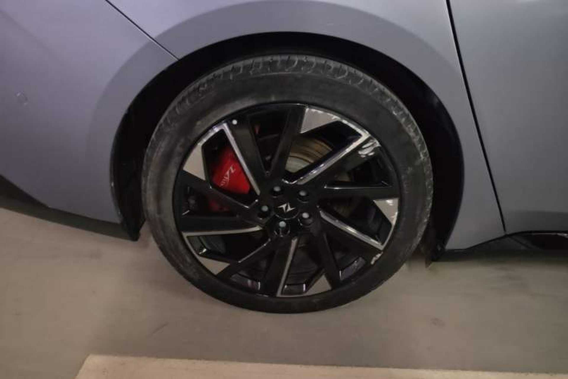Used Dongfeng eπ eπ007 2024 Pure Electric 540 All-Wheel Drive Max Edition Right Rear Wheel Hub