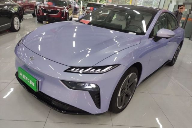 Dongfeng eπ eπ007 2024 620 Pro Version مستعملة