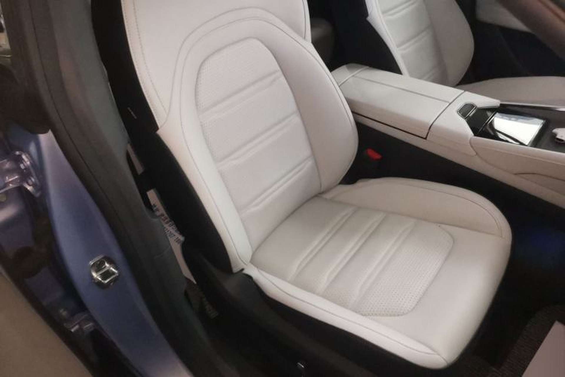 Used Dongfeng eπ eπ007 2024 530 Pro Version Right Front Seat