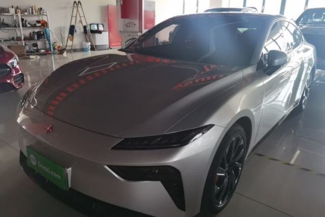 Dongfeng eπ eπ007 2024 200Pro Range-Extended Version с пробегом