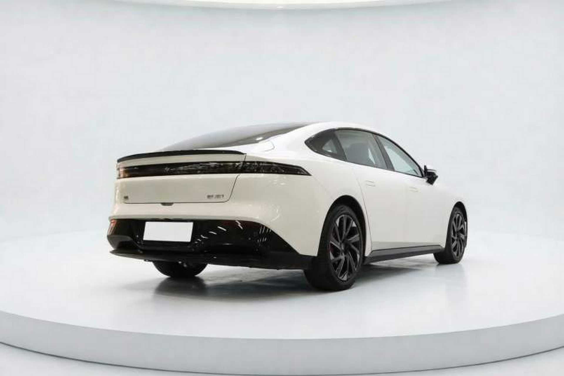 Used Dongfeng eπ eπ007 2024 620 Pro Version Exterior 3