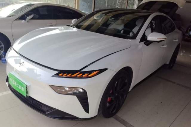 Dongfeng eπ eπ007 2024 200Pro Range-Extended Version d’occasion