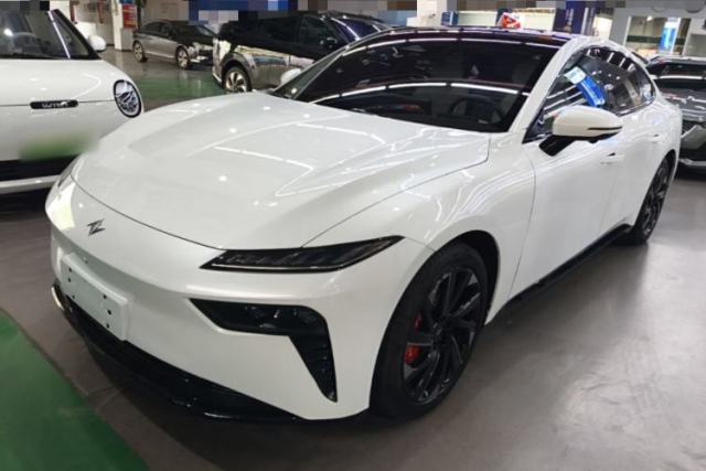 Dongfeng eπ eπ007 2024 530 Pro Version с пробегом