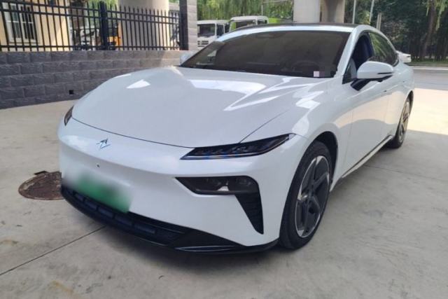 Dongfeng eπ eπ007 2024 Range-Extended 200 RuYi Edition с пробегом