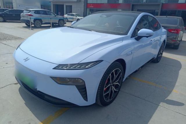Dongfeng eπ eπ007 2025 Model Pure-Electric 565 All-Wheel-Drive Max Leading Edition مستعملة