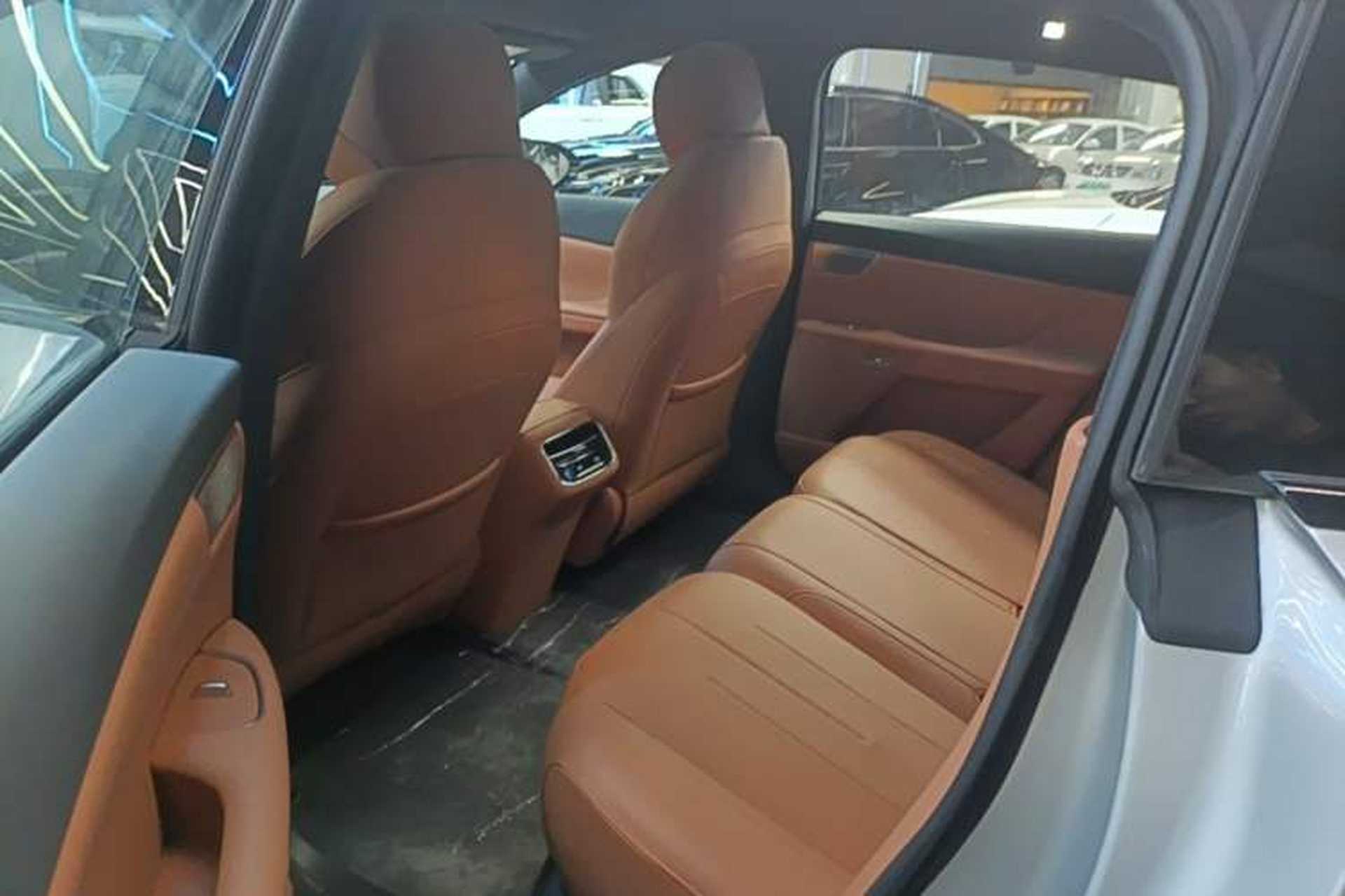 Used Dongfeng eπ eπ007 2025 Model Pure-Electric 565 All-Wheel-Drive Max Leading Edition Left Rear Seat