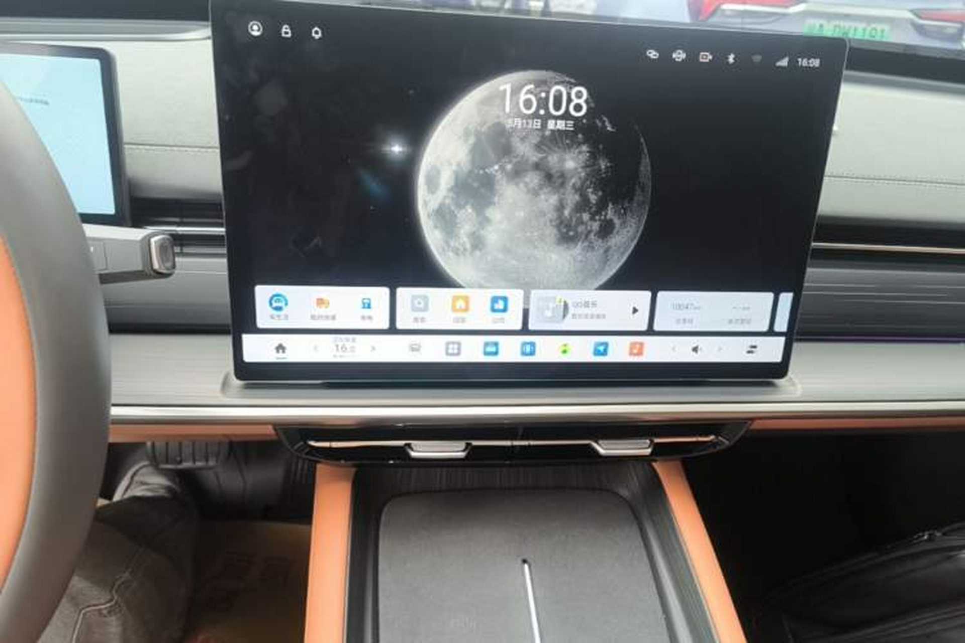 Used Dongfeng eπ eπ007 2025 Model Pure-Electric 565 All-Wheel-Drive Max Leading Edition Audio And AC Panel