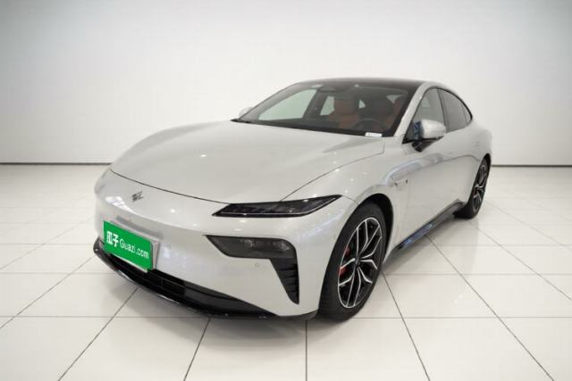Dongfeng eπ eπ007 2025 Model Pure-Electric 565 All-Wheel-Drive Max Leading Edition مستعملة