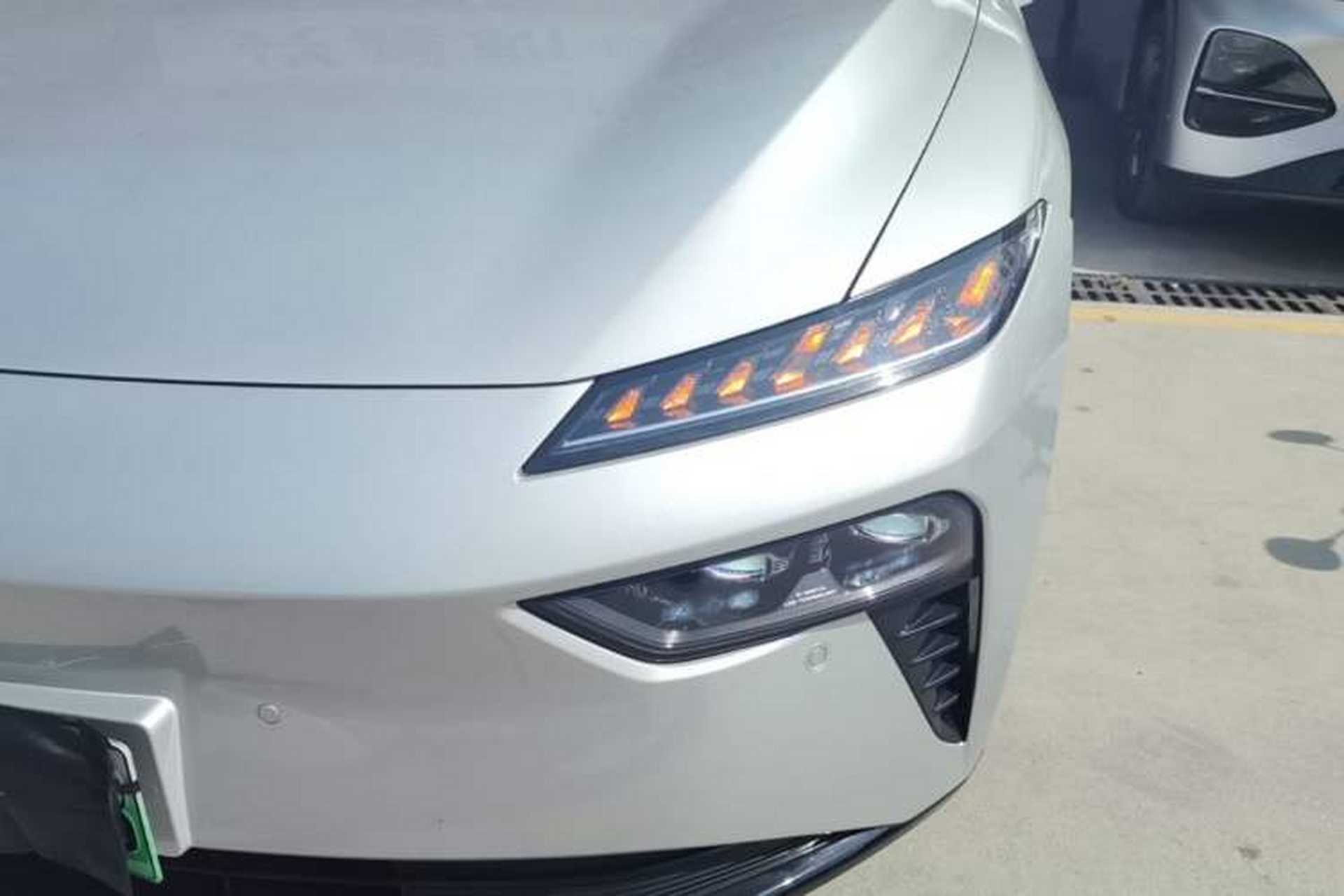 Used Dongfeng eπ eπ007 2025 Model Pure-Electric 565 All-Wheel-Drive Max Leading Edition Left Front Headlight