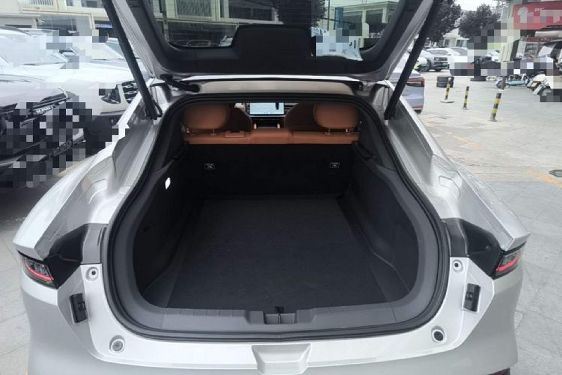Used Dongfeng eπ eπ007 2025 Model Pure-Electric 565 All-Wheel-Drive Max Leading Edition Trunk