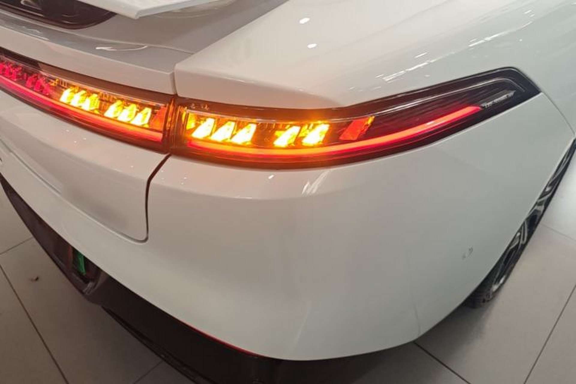Used Dongfeng eπ eπ007 2025 Model Pure-Electric 550Pro Navigation Edition Right Rear Taillight