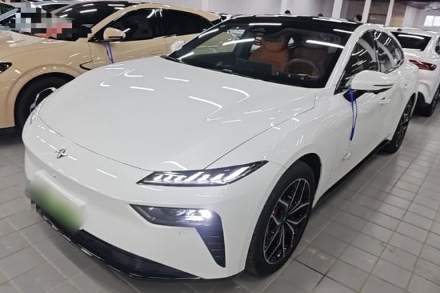 Dongfeng eπ eπ007 2025 Model Pure-Electric 650 Max Cruise Edition مستعملة