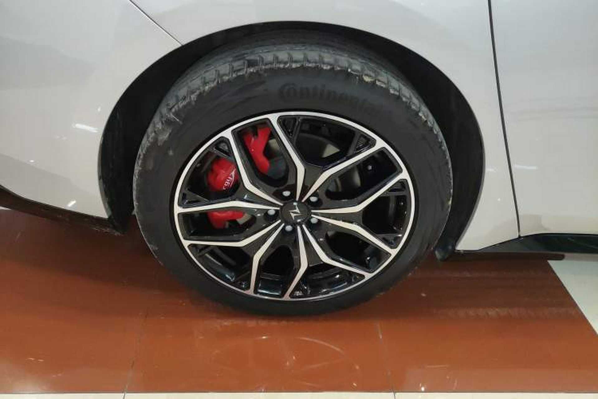 Used Dongfeng eπ eπ007 2025 Model Pure-Electric 565 All-Wheel-Drive Max Leading Edition Right Rear Wheel Hub