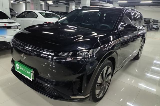 Dongfeng eπ eπ008 2024 636Max All-Electric Version 6 Seats مستعملة