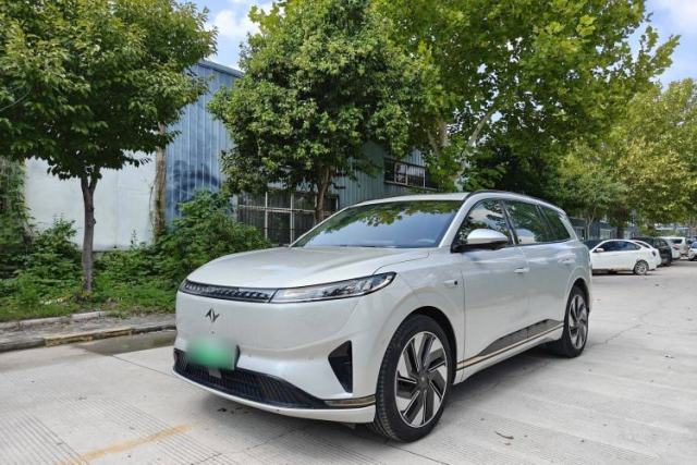 Dongfeng eπ eπ008 2024 210Max Range-Extended Version 6 Seats مستعملة