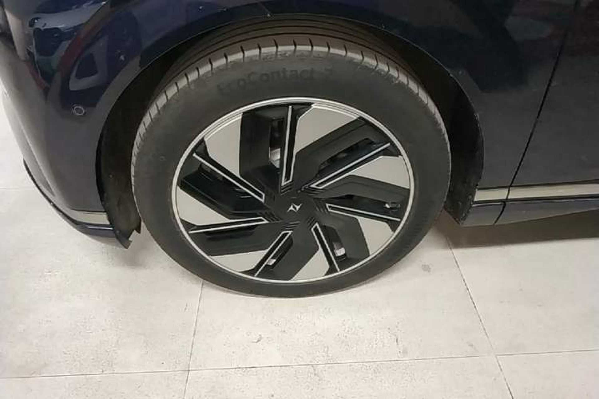 Used Dongfeng eπ eπ008 2024 636Max All-Electric Version 6 Seats Left Front Wheel Hub