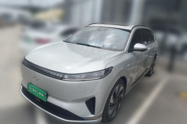 Dongfeng eπ eπ008 2024 210Max Range-Extended Version 6 Seats مستعملة