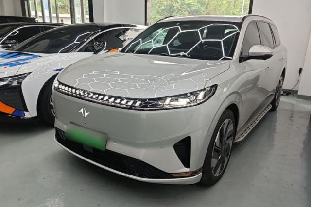 Dongfeng eπ eπ008 2024 210Max Range-Extended Version 6 Seats مستعملة
