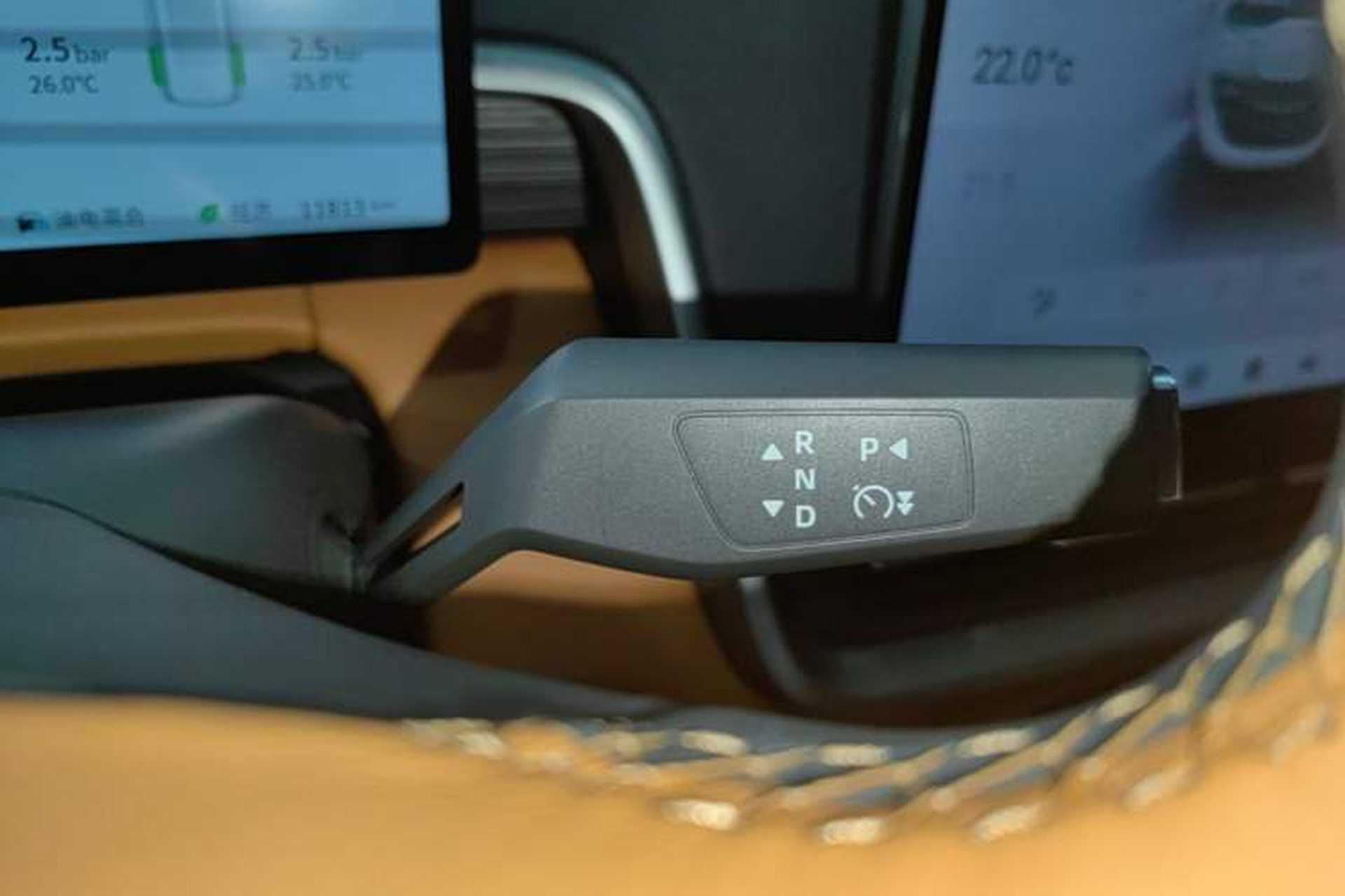 Used Dongfeng eπ eπ008 2025 210 Ultra Intelligent Driving Version 5 Seats Gear Lever