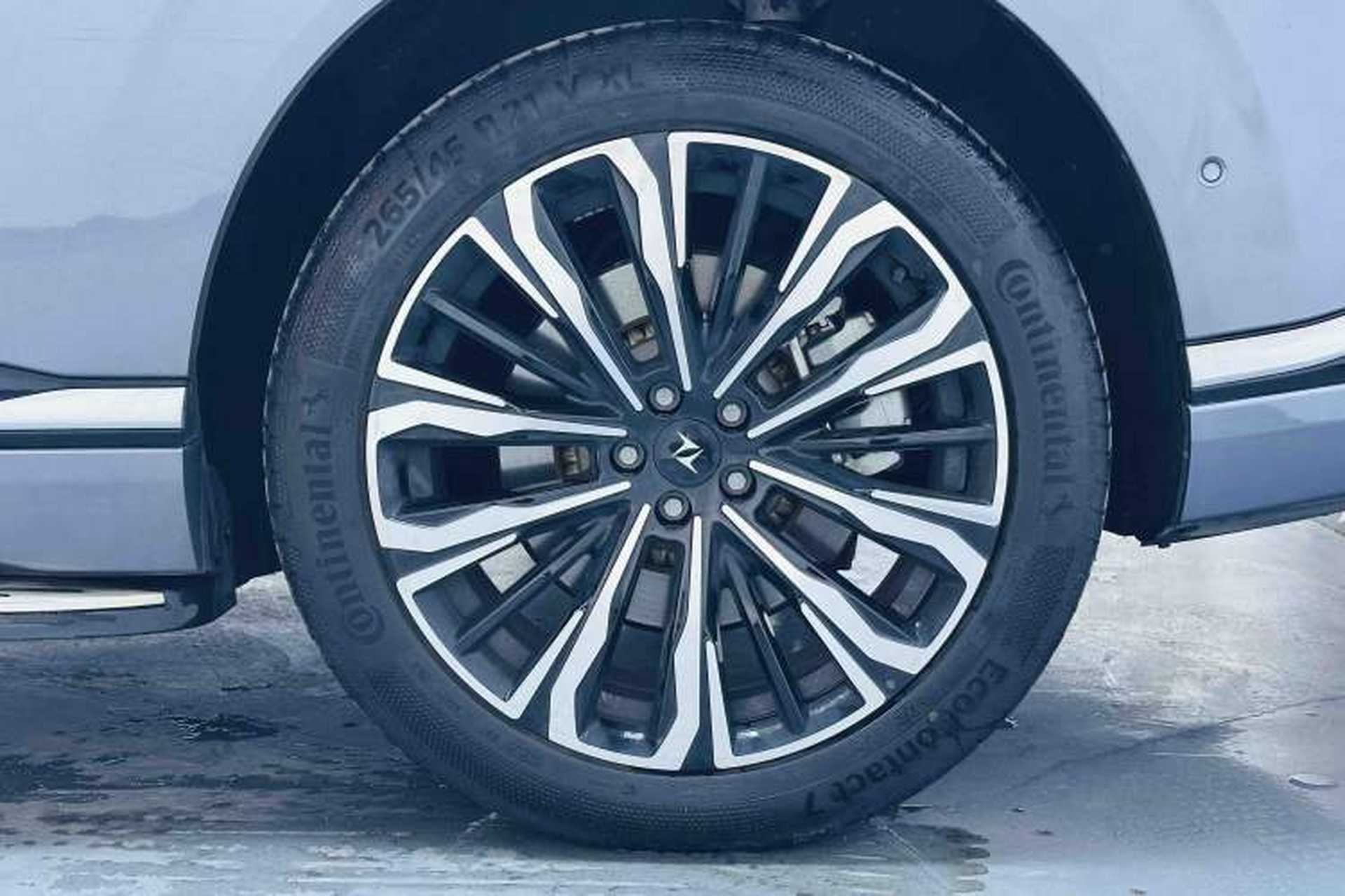 Used Dongfeng eπ eπ008 2025 636Ultra Smart Drive Version 6 Seats Left Front Wheel Hub