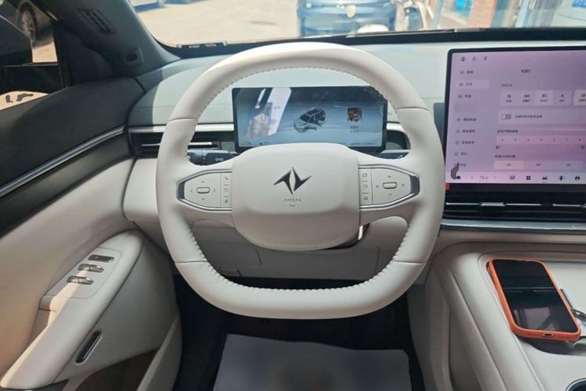 Used Dongfeng eπ eπ008 2025 210Ultra LikeYi Edition 6-Seater Steering Wheel