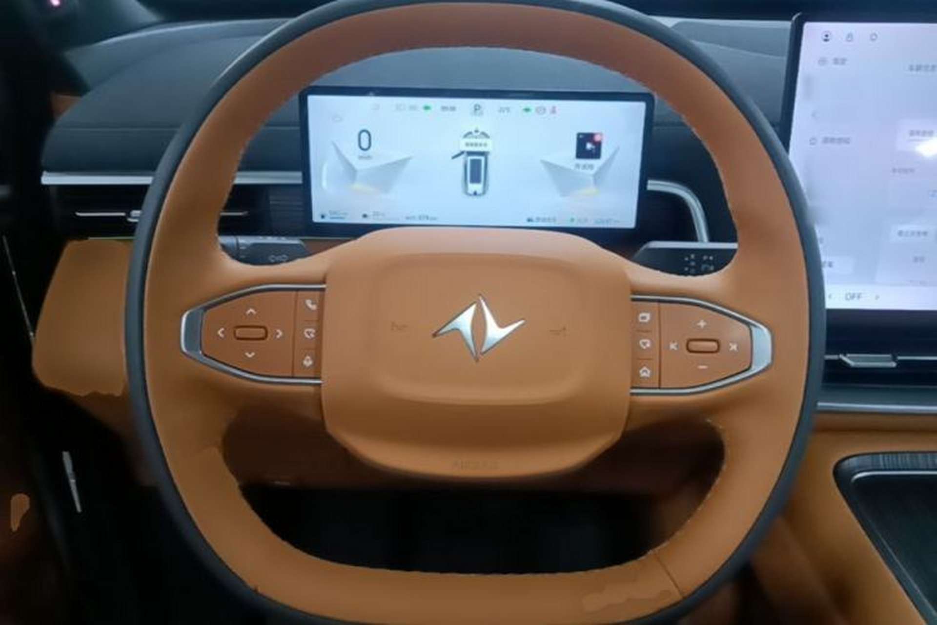 Used Dongfeng eπ eπ008 2025 210 Ultra LikeYi Edition 5-Seater Steering Wheel