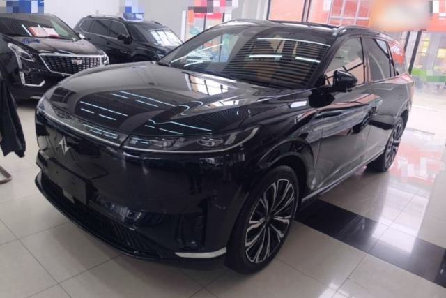 Dongfeng eπ eπ008 2026 Model Six-Seat Range-Extended Family Delight Edition مستعملة