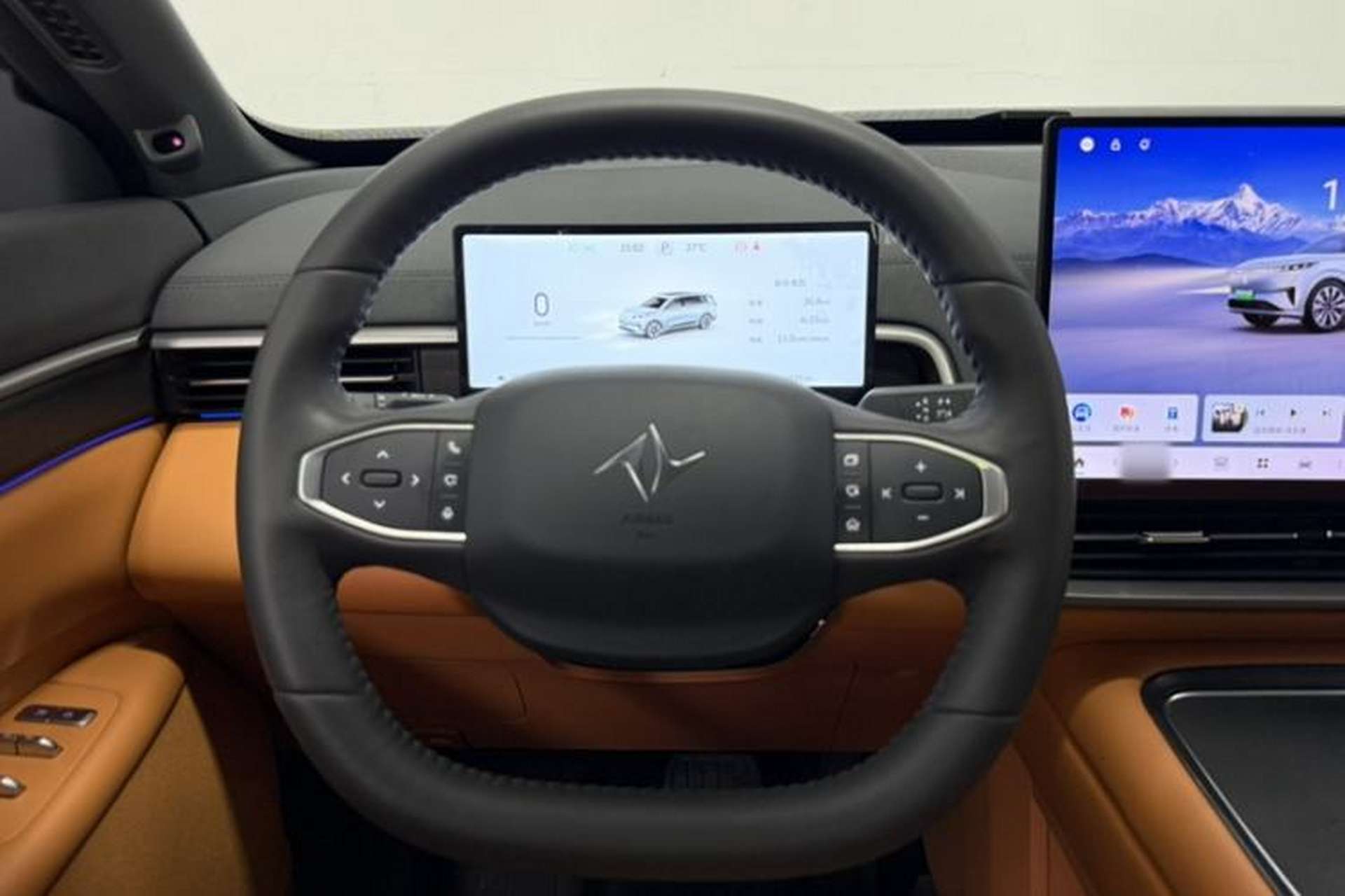 Used Dongfeng eπ eπ008 2026 Model Six-Seat Pure-Electric Family Edition Steering Wheel