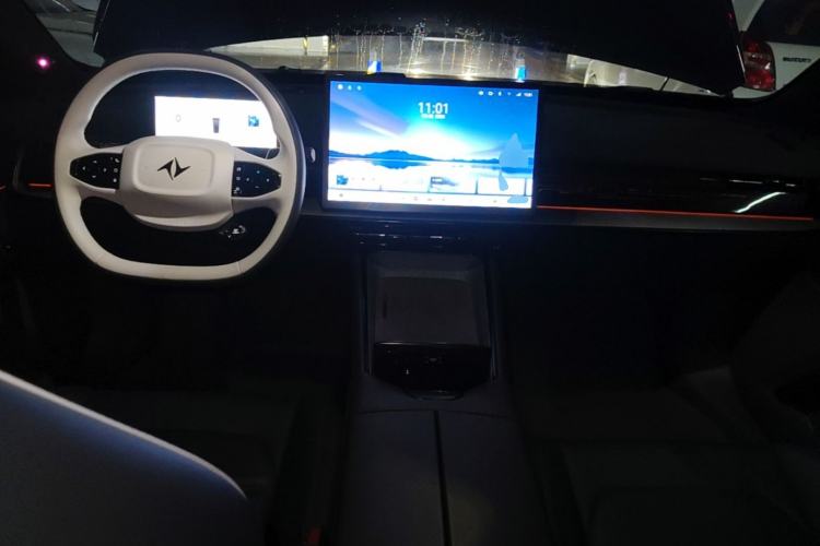 Used Dongfeng eπ eπ007 2024 620 Pro Version Center Console