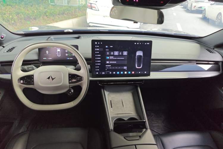 Used Dongfeng eπ eπ007 2024 530 Pro Version Center Console