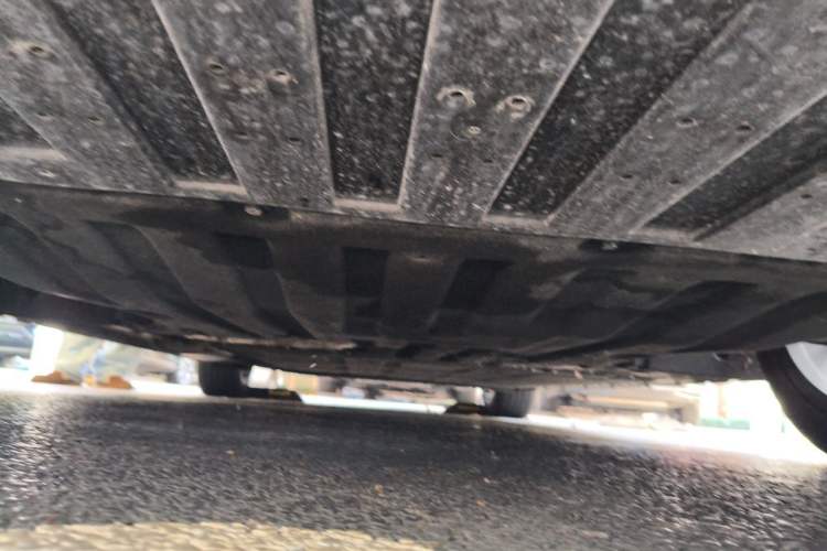 Used Dongfeng eπ eπ007 2024 200Pro Range-Extended Version Chassis Front