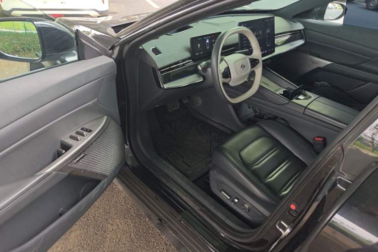 Used Dongfeng eπ eπ007 2024 530 Pro Version Driver Seat