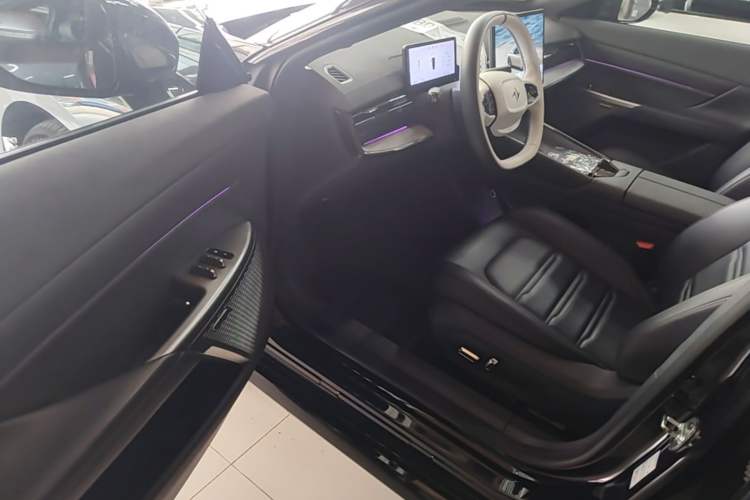 Used Dongfeng eπ eπ007 2024 530 Pro Version Driver Seat