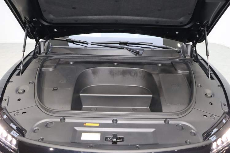 Used Dongfeng eπ eπ007 2024 620 Pro Version Engine Bay