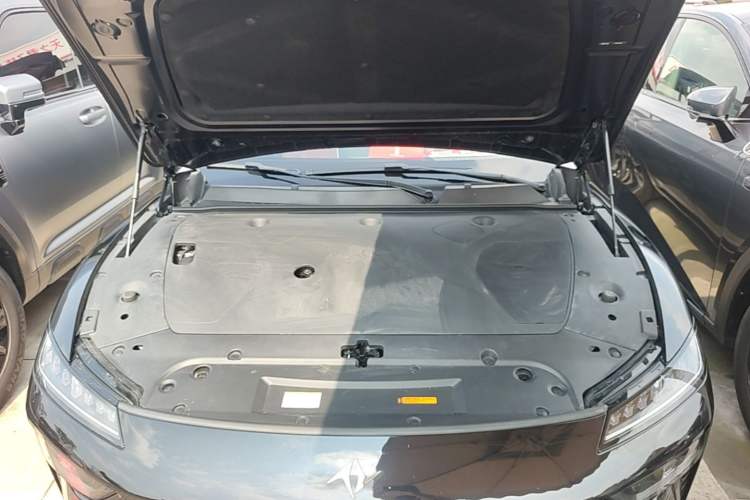 Used Dongfeng eπ eπ007 2024 200Pro Range-Extended Version Engine Bay