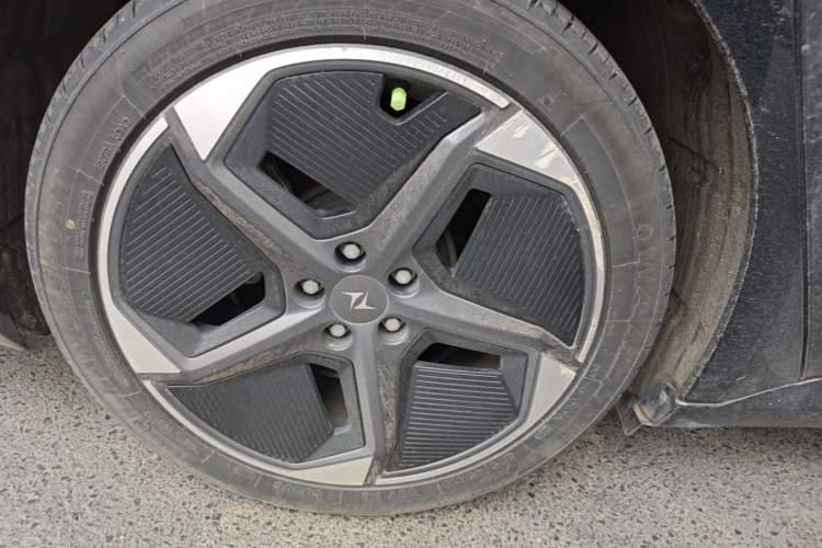 Used Dongfeng eπ eπ007 2024 530 Pro Version Exterior 5