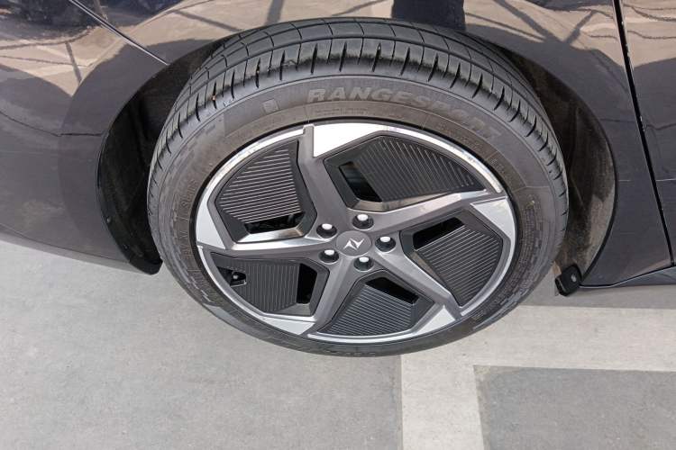 Used Dongfeng eπ eπ007 2024 Pure Electric 530 Air Edition Exterior 5