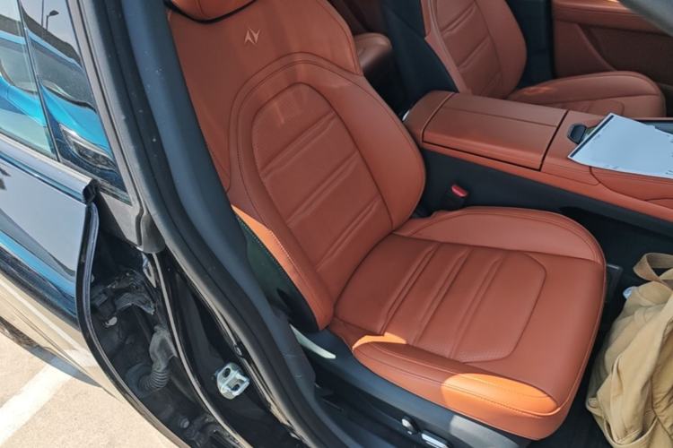 Used Dongfeng eπ eπ007 2024 200Pro Range-Extended Version Right Front Seat