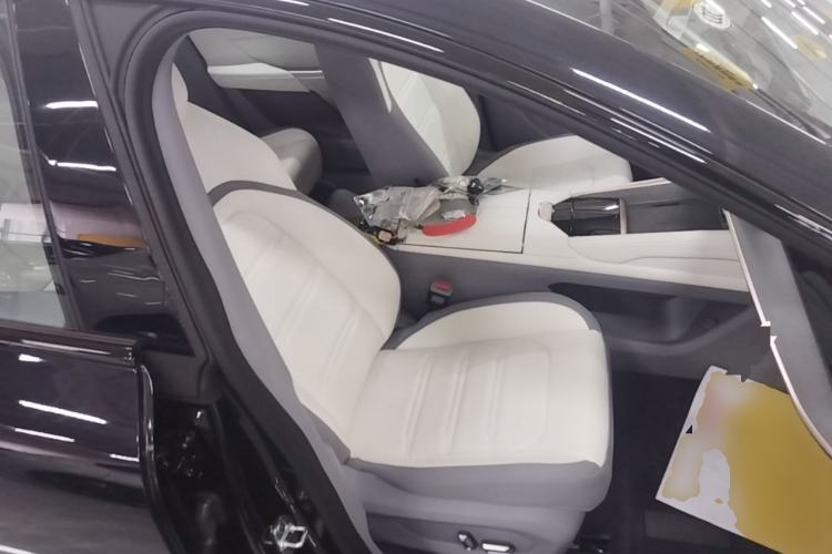 Used Dongfeng eπ eπ007 2024 620 Pro Version Right Front Seat