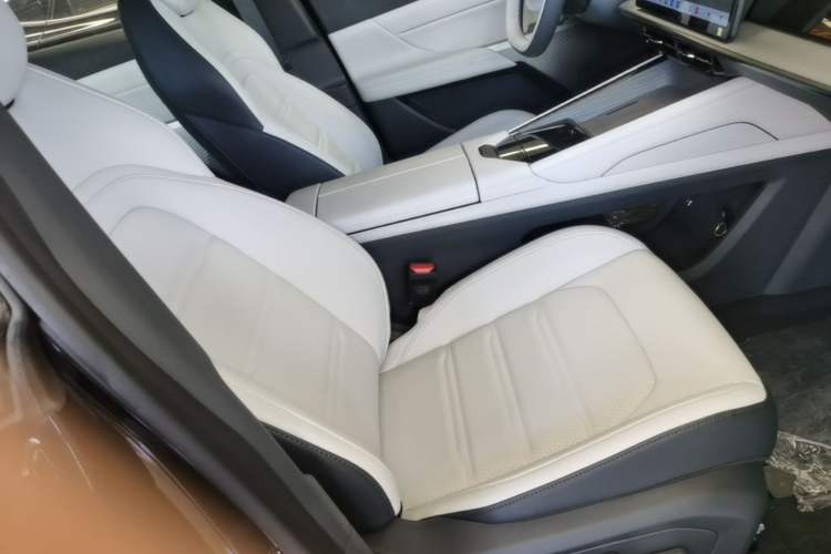 Used Dongfeng eπ eπ007 2024 All-Electric 620 RuYi Edition Right Front Seat