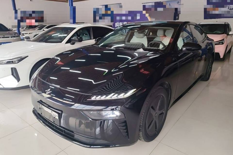 Dongfeng eπ eπ007 2024