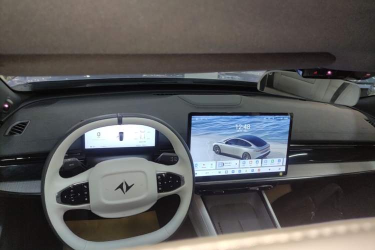 Used Dongfeng eπ eπ007 2024 620 Pro Version Center Console