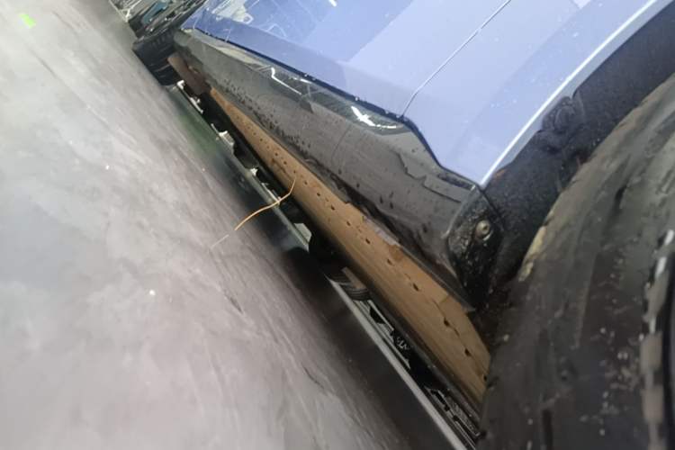 Used Dongfeng eπ eπ007 2024 530 Pro Version Right Side Sill
