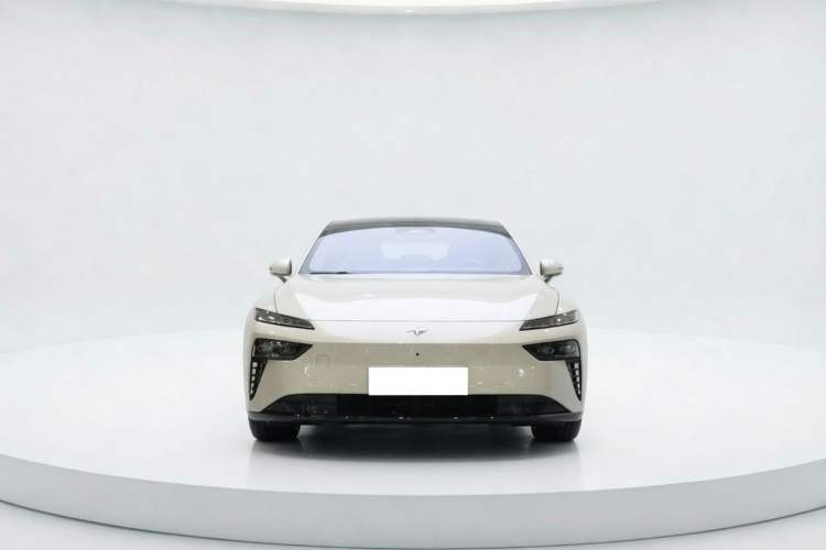 Used Dongfeng eπ eπ007 2024 620 Pro Version Exterior 1