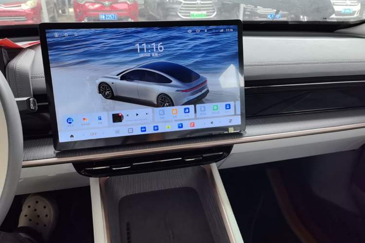Used Dongfeng eπ eπ007 2024 Pure Electric 540 All-Wheel Drive Max Edition Audio And AC Panel