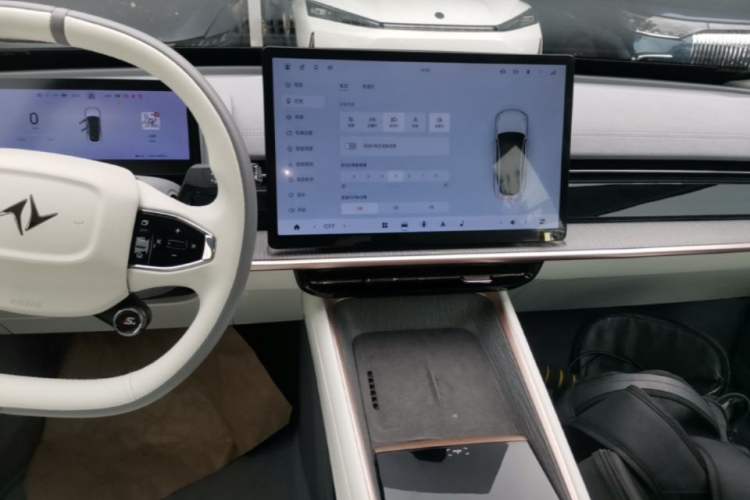 Used Dongfeng eπ eπ007 2024 Pure Electric 540 All-Wheel Drive Max Edition Audio And AC Panel