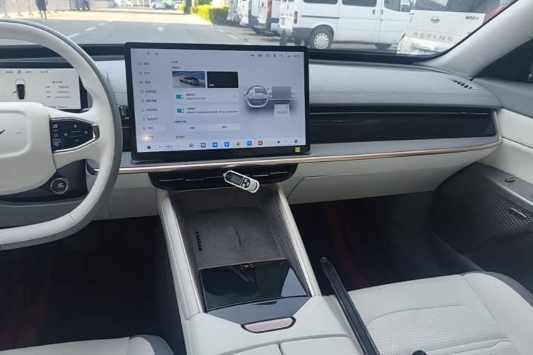 Used Dongfeng eπ eπ007 2024 Pure Electric 540 All-Wheel Drive Max Edition Audio And AC Panel
