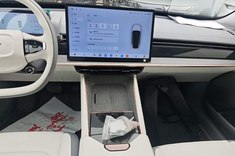 Used Dongfeng eπ eπ007 2024 Pure Electric 540 All-Wheel Drive Max Edition Audio And AC Panel