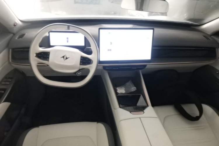 Used Dongfeng eπ eπ007 2024 Pure Electric 540 All-Wheel Drive Max Edition Center Console